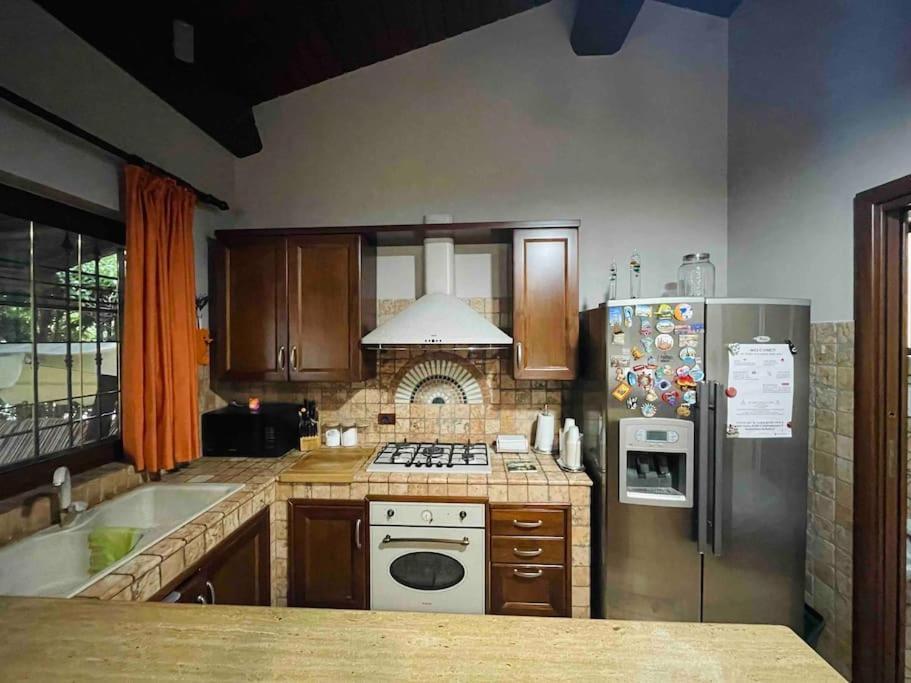 Honey'S Home-Dependance Campagna Latina Extérieur photo